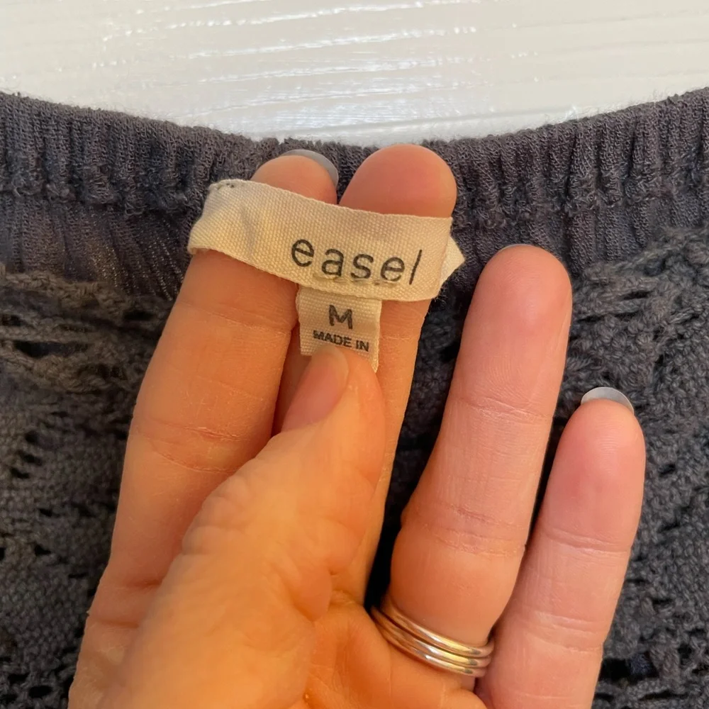 Easel Gray Crochet Detail Top - Picture 4 of 4